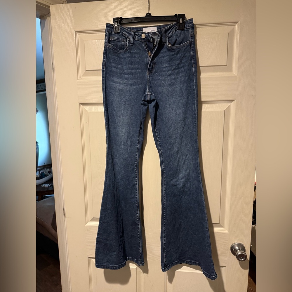 Vervet Stylish Indigo Flare Women's Jeans great condition